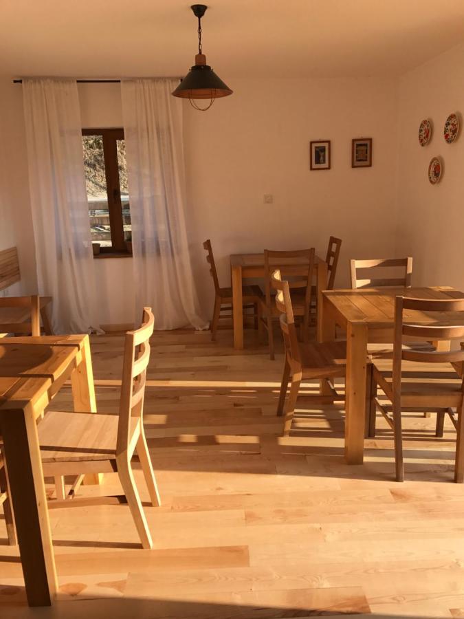 Anahouse Hotel Vişeu de Sus Eksteriør billede